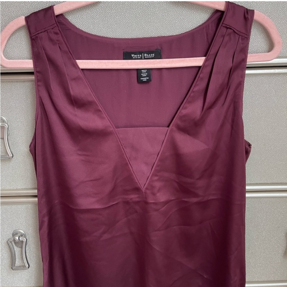 White House Black Market Burgundy Sleeveless Top